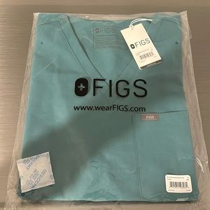 Catarina One-Pocket Scrub Top Cactus